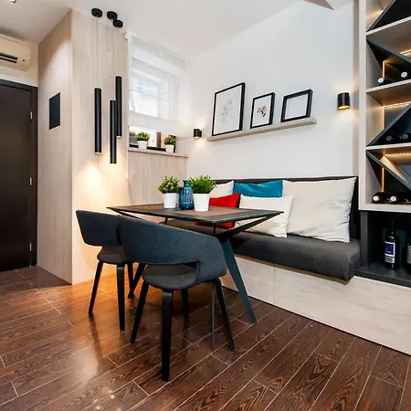 卡萨戴齐克公寓