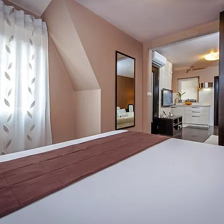 Apartament Casa Dekic *